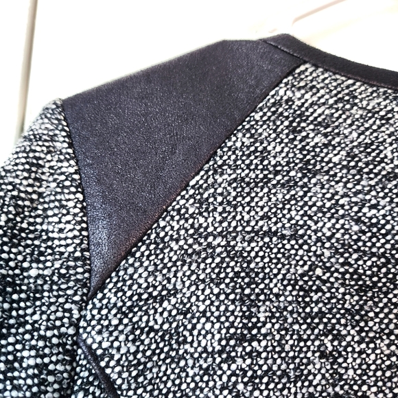 A.N.A. Petite Tweed Jacket Size Small - Picture 7 of 9